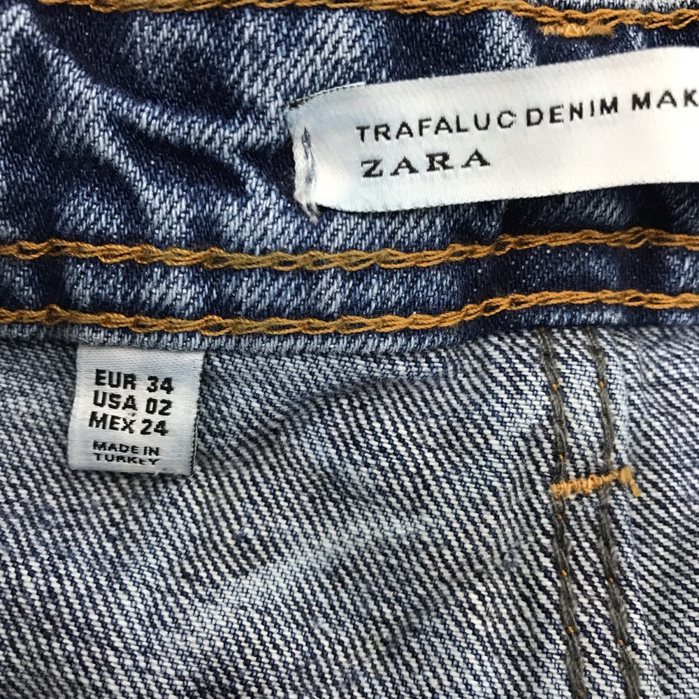 Zara Mid-Waist Destroyed Denim Shorts 2 - Picture 8 of 8